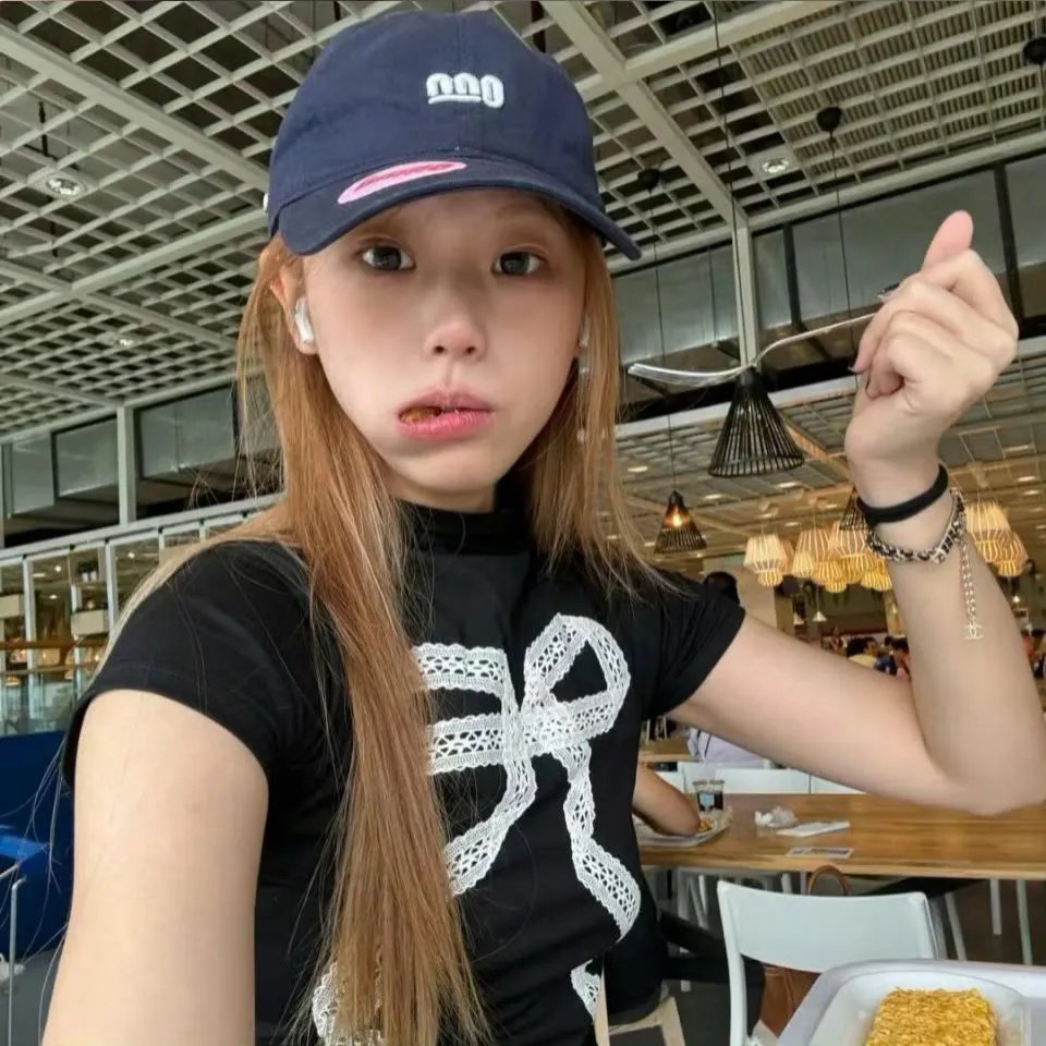 极黑的布伦希尔特